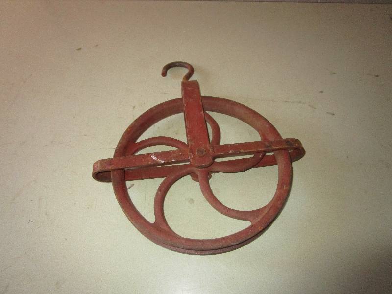 lot 2016 image: Pulley