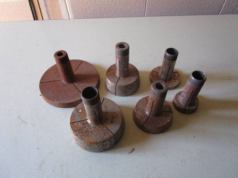 lot 440 image: Lot of Collets