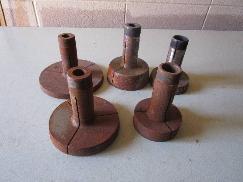 lot 439 image: Lot of Collets