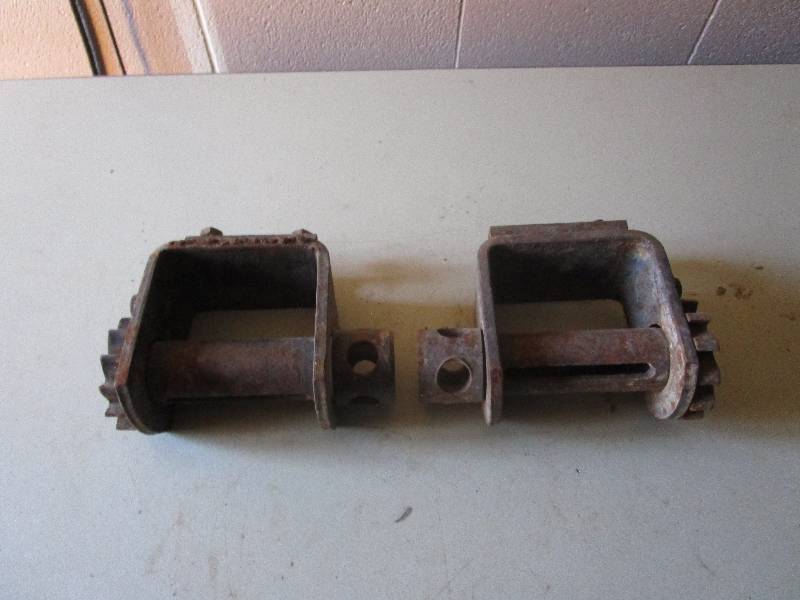 lot 434 image: Trailer straps