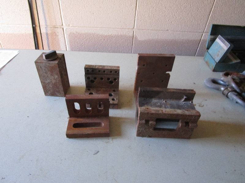 lot 426 image: Lathe Angle Plates