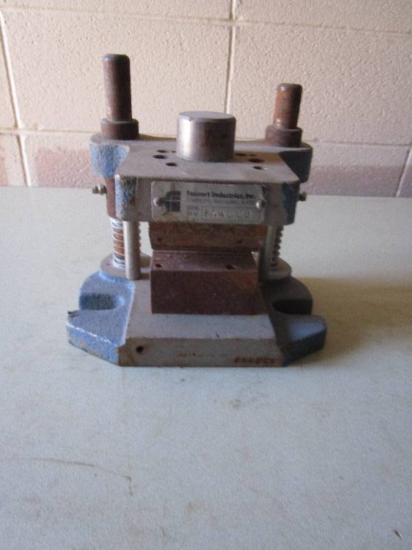 lot 417 image: Machinist Part