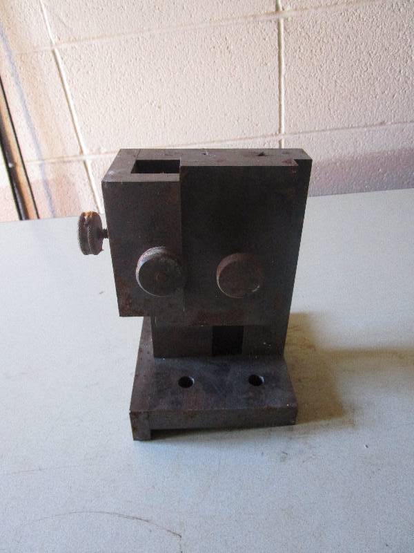 lot 416 image: Machinist Part
