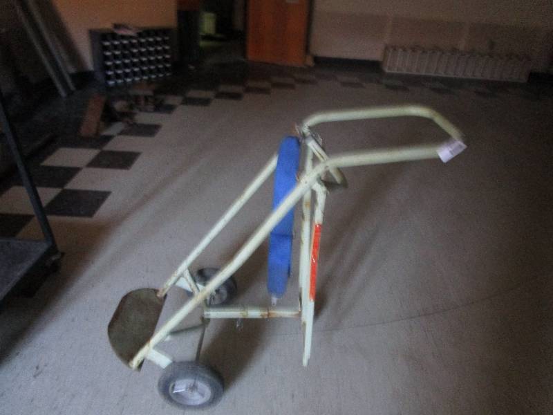 lot 387 image: Angled dolly