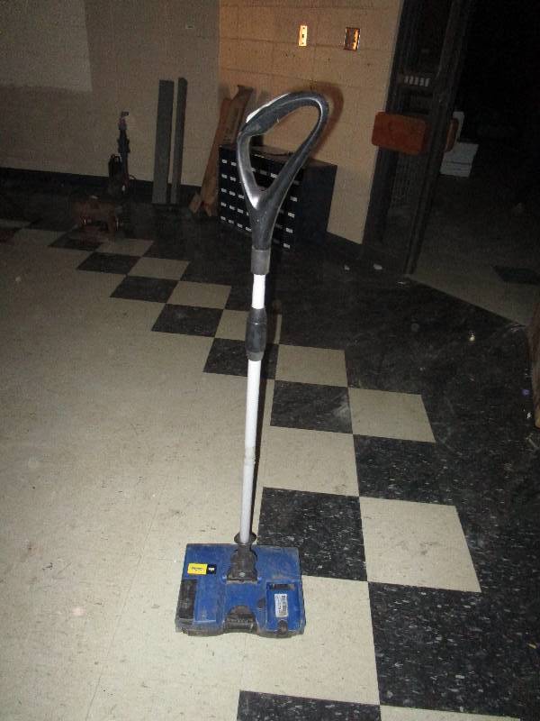lot 328 image: Portable Sweeper