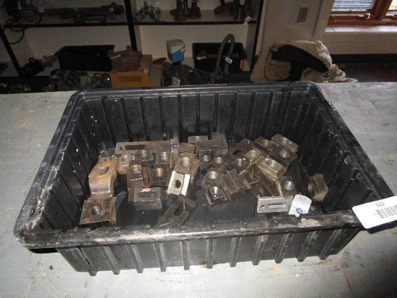 lot 322 image: Large lot of Machinists parts