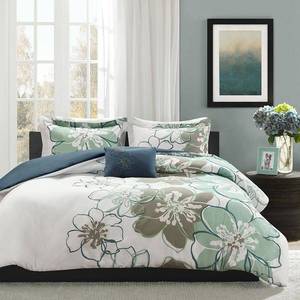 lot 49758 image: Mi Zone Allison 4-Pc. FullQueen Duvet Cover Set Bedding