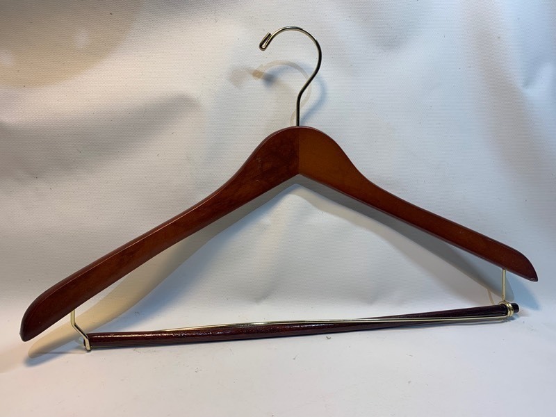 lot 260 image: 15 Wooden Gold Accent Elegant Clothing Hangers