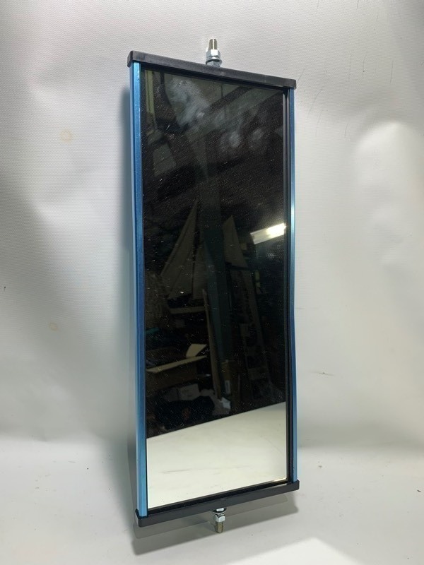 lot 321 image: New 6x16 Truck Mirror