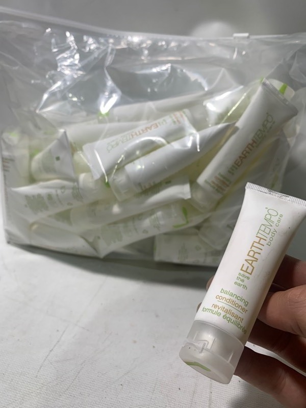 lot 328 image: New Bag of 75 EarthTempo Body Care Balancing Conditioners