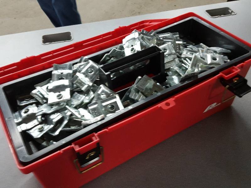 lot 2115 image: Tool box full of  Eaton B line 9ZN-1208 cable tray brackets and the tool box goes with this auction lot