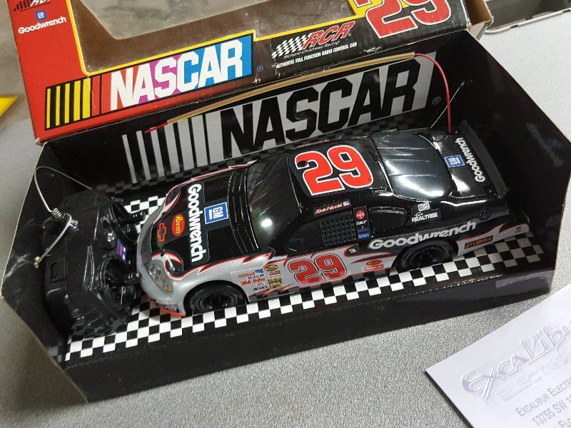 lot 2123 image: New In The Box #29 Kevin Harvick race car with remote control