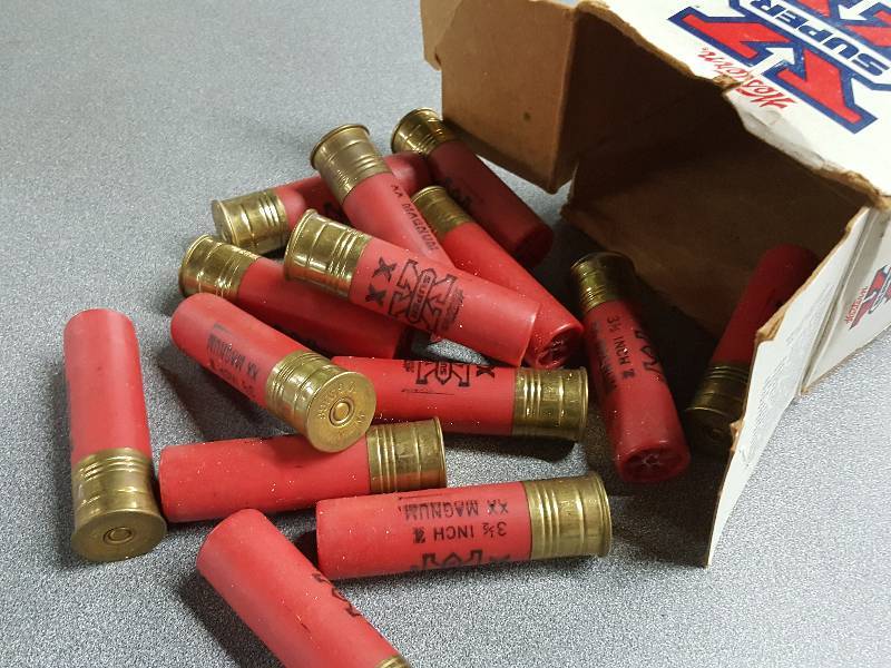 lot 2143 image: Assorted loaded shotgun shells Ammunition whats shown in the photos is what youre bidding on.