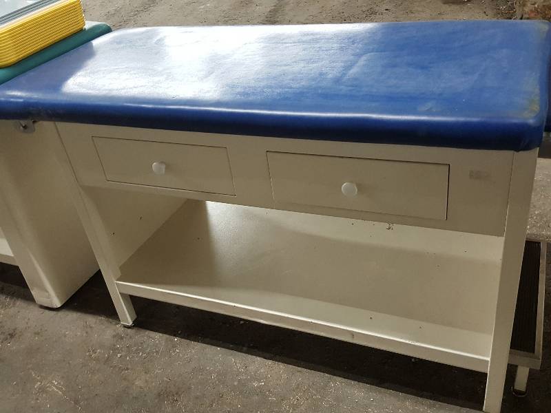 lot 2167 image: Blue vinyl padded top doctors examination or what ever you feel like doing 54 X 24 X 33 tall long table