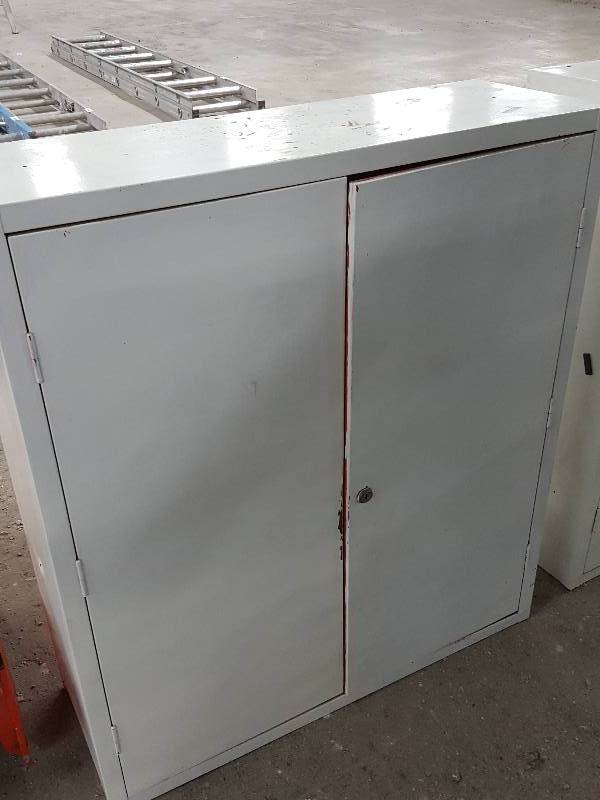 lot 2187 image: Heavy duty metal 4 shelf automotive ignition or small parts cabinet 34 tall X 30 wide X 10-12 deep