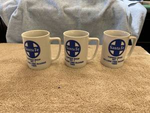 lot 5368 image: 3 Santa Fe coffee cups Topeka Kansas