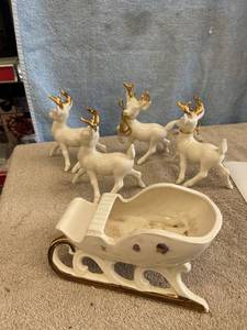 lot 5399 image: sled & raindeer marked