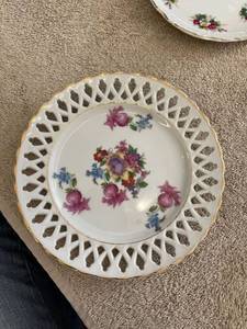 lot 5439 image: merry kreiss plate