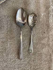 lot 5442 image: rogers spoons