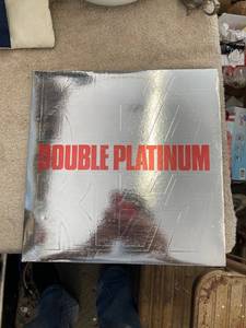lot 5448 image: KISS double platinum album
