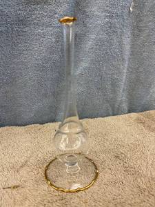 lot 5474 image: blown glass bud vase