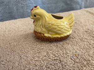 lot 5538 image: chicken toothpick holder