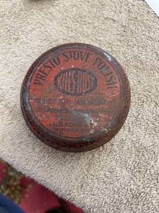 lot 5564 image: presto stove polish tin