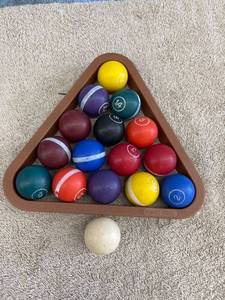 lot 5573 image: vintage small pool ball set