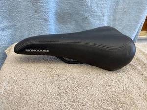 lot 5579 image: mongoose bike seat