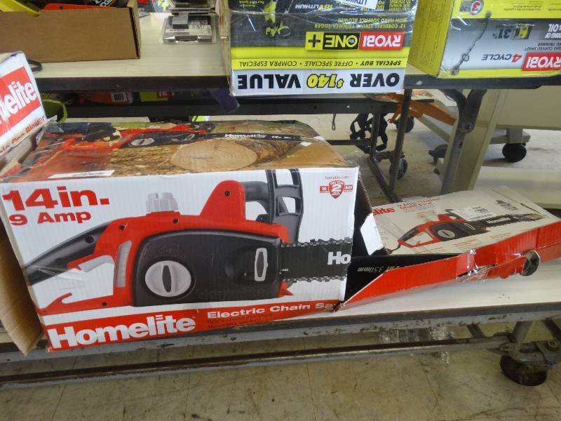 lot 233 image: Homelite 14 9 Amp Chainsaw.