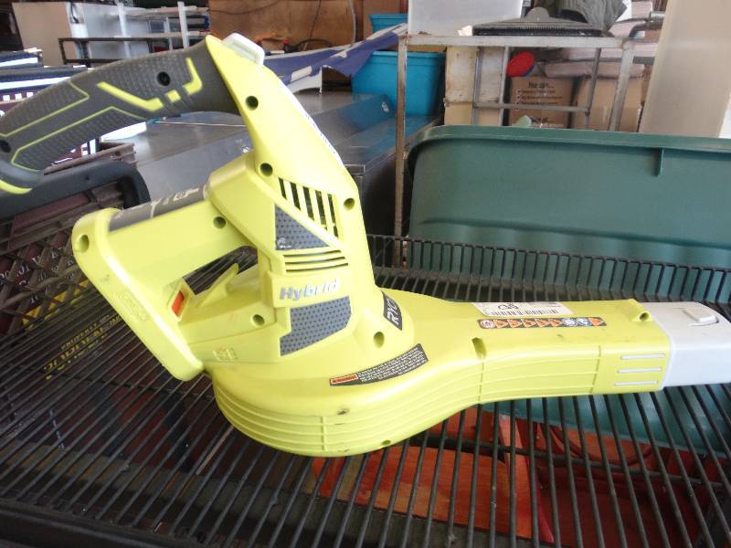 lot 250 image: Ryobi Hybrid Blower.