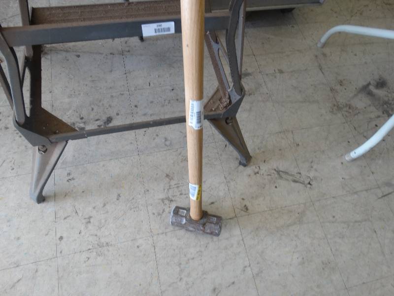 lot 291 image: Sledge Hammer 10 Lbs.