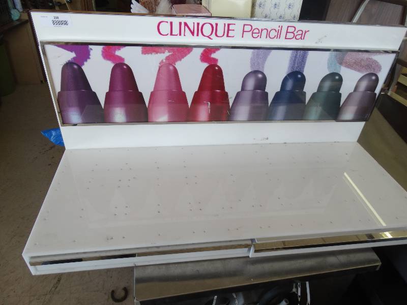 lot 298 image: Clinque Pencil Bar W2 Drawer.