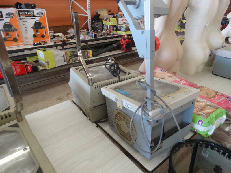 lot 305 image: Pair Of Overhead Projectors.