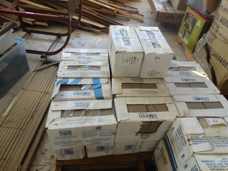 lot 356 image: 25 Boxes Of Metropolitan Ceramics Tile.