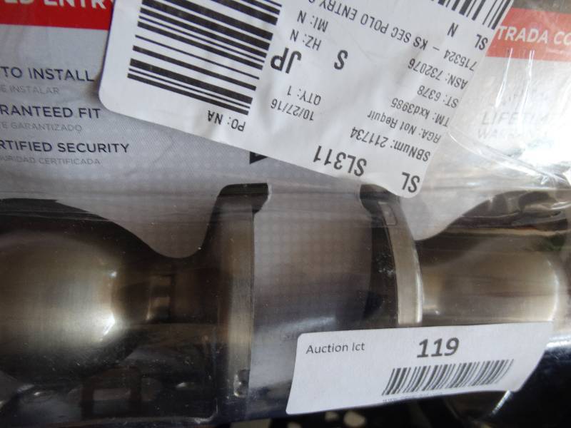lot 119 image: Lot Of Door Knobs & Lock Set.