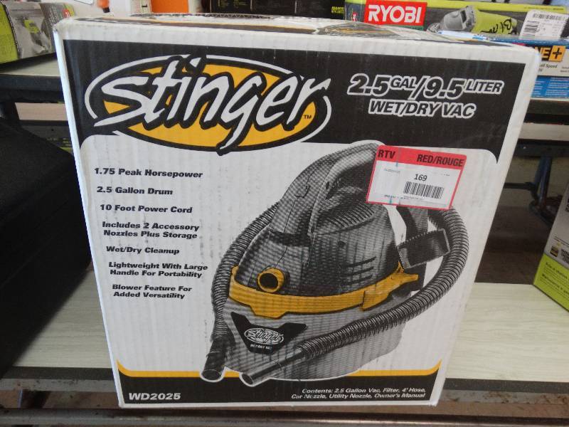 lot 169 image: Stinger 2.5 Gallon WetDry Vac.