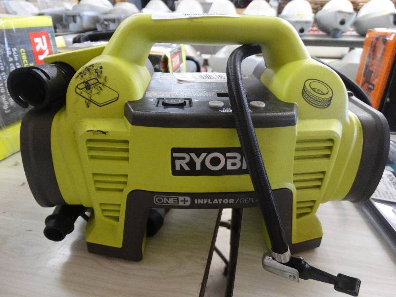 lot 196 image: Ryobi InflationDefoliator.