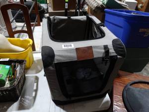 lot 1597 image: Soft Pet Transporter