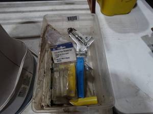 lot 1604 image: Right Angle Clamp  Small Levels  More