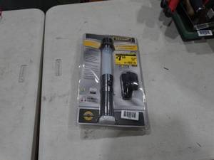 lot 1630 image: Rechargeable Work Light