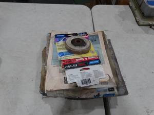 lot 1634 image: Lot of Sand-Paper and Grinding Discs