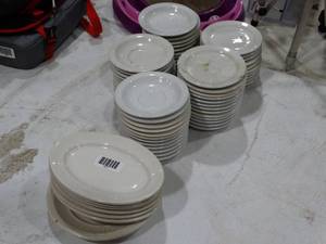 lot 1417 image: Lot of Plates
