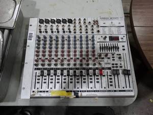lot 1452 image: Eurorack UB1832FX-pro