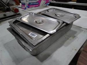 lot 1453 image: Restaurant Trays and Food Prep Items