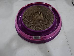 lot 1468 image: Cat Toy