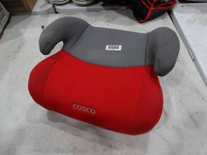 lot 1472 image: Cosco Car Booster Seat