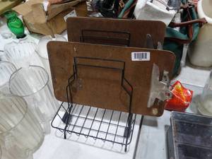 lot 1523 image: Black Metal Tabletop Rack
