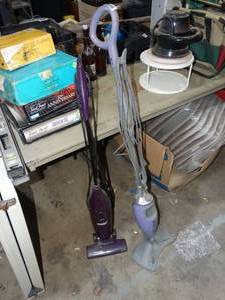 lot 1547 image: Portable Vacuums