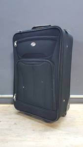 lot 60429 image: American Tourister Fieldbrook II Softside Upright Luggage, Black
